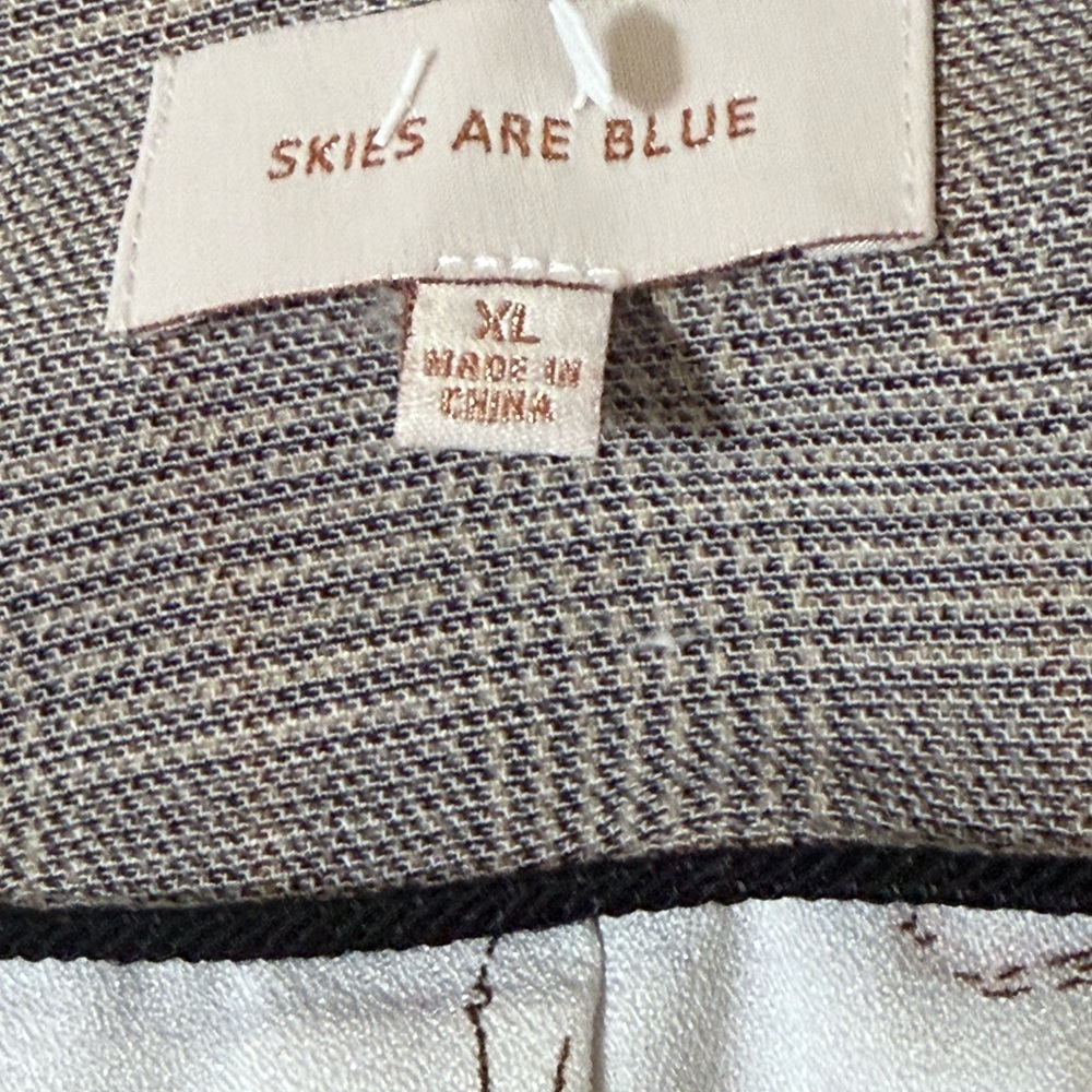 Skies Are Blue Light Gray Plaid Blazer - Picture 4 of 5